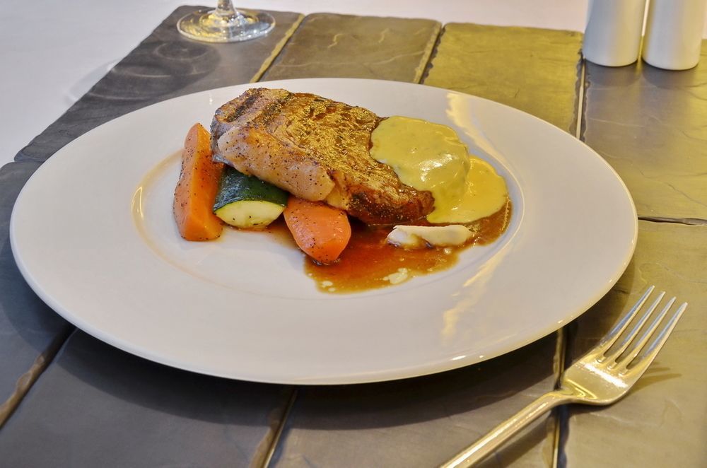 Zuni Restaurant & Boutique 3*