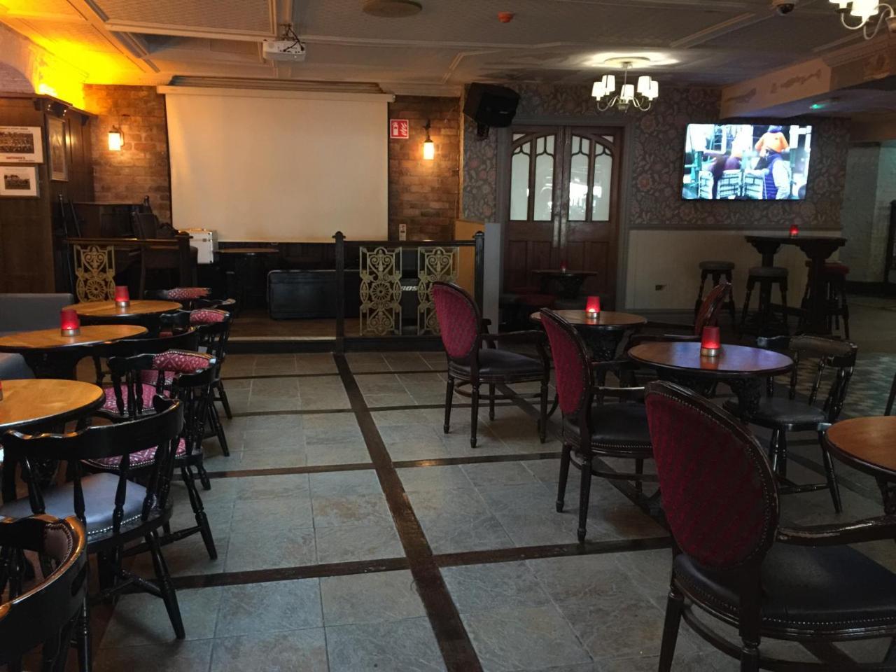 Kilford Arms 3*