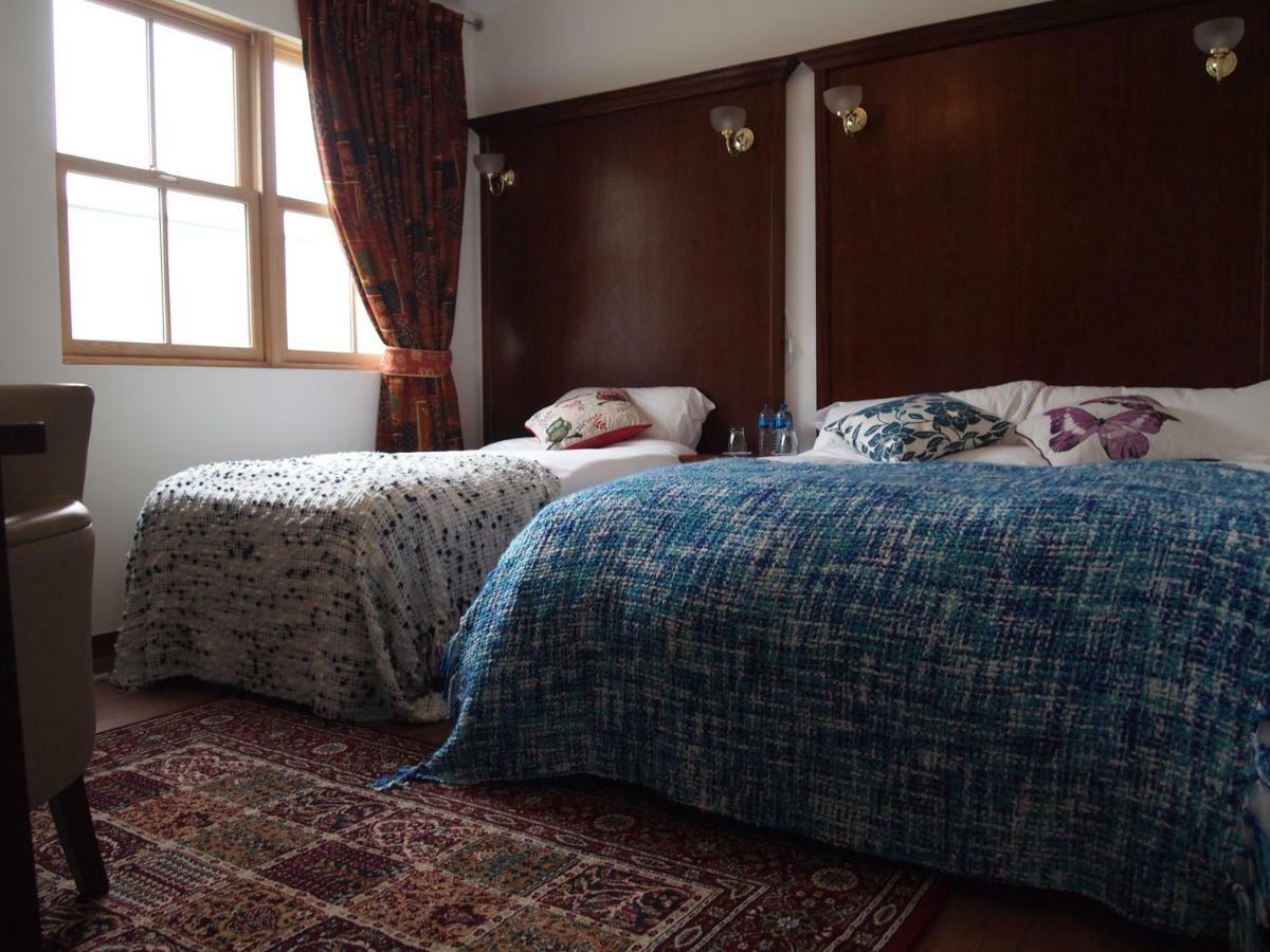 Guest house The Nore River House
