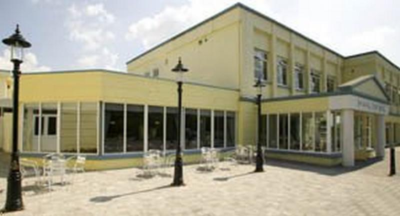 Hotel Springhill Court & Leisure Club 3*