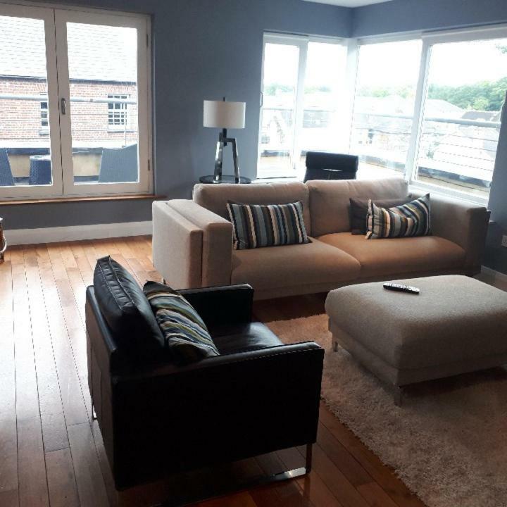 Luxurious Penthouse 1 , Centre Apartment *