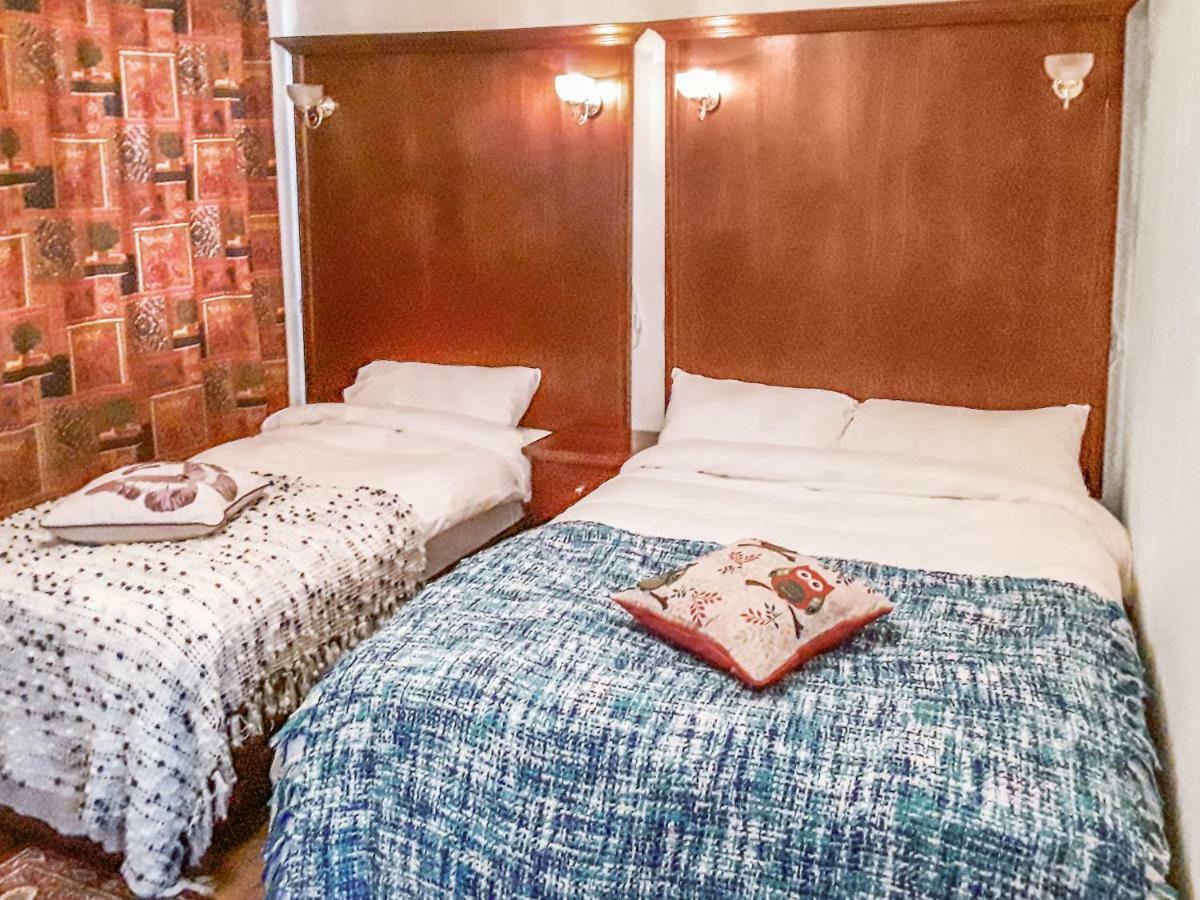 The Nore River House Guest house
