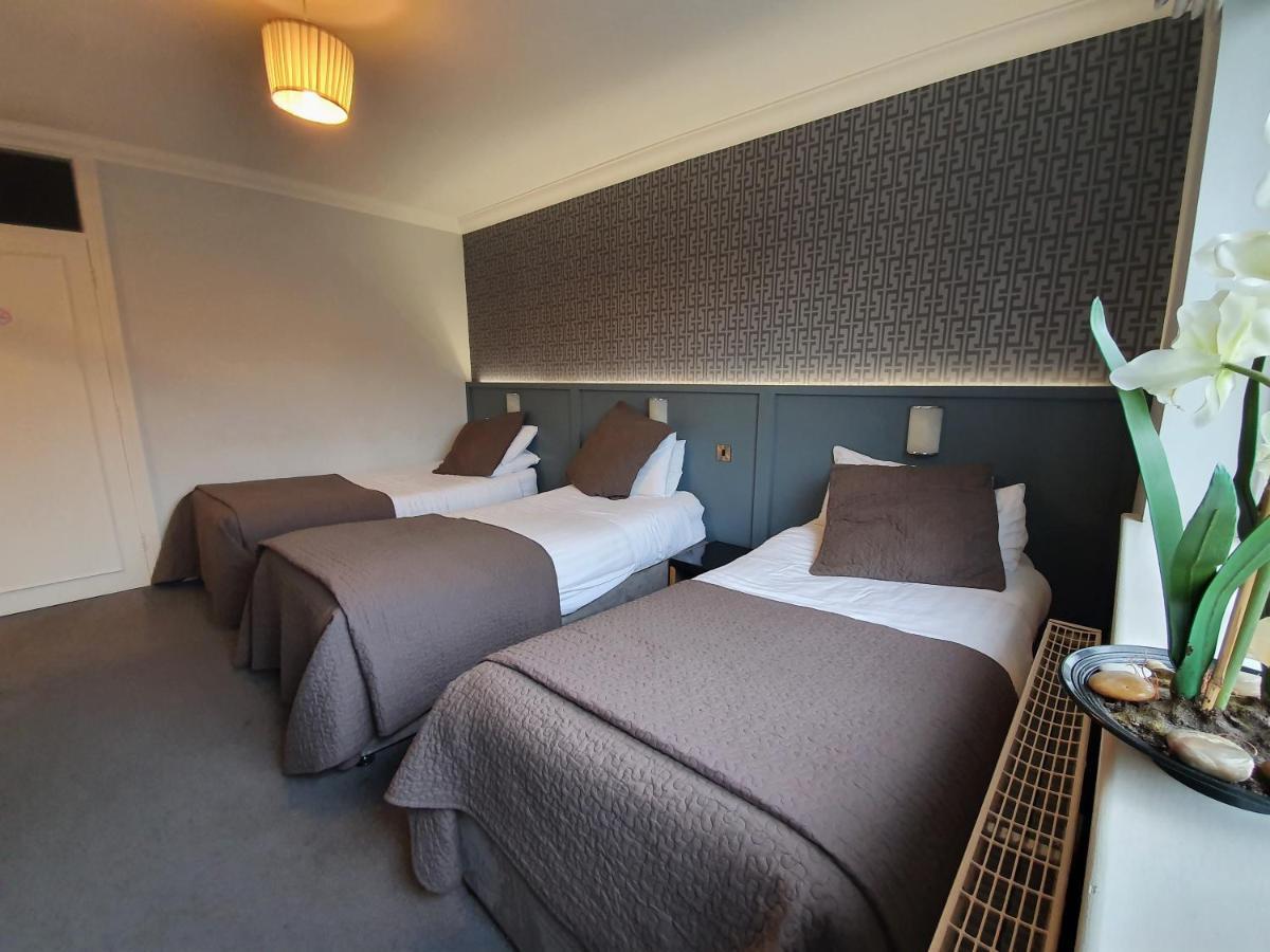 Billy Byrnes Bar & Guestrooms