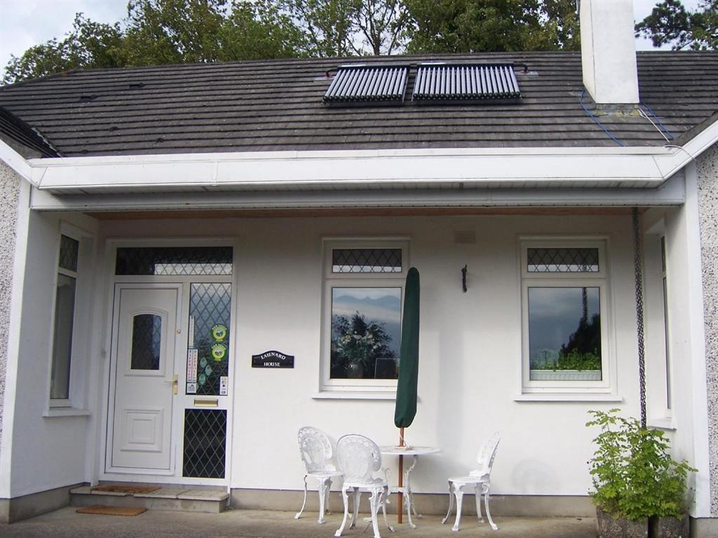 Launard House Bed & Breakfast 4*